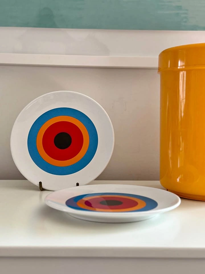 Rare Vintage IKEA Target Plates - Set of 2 - Postmodern Bullseye