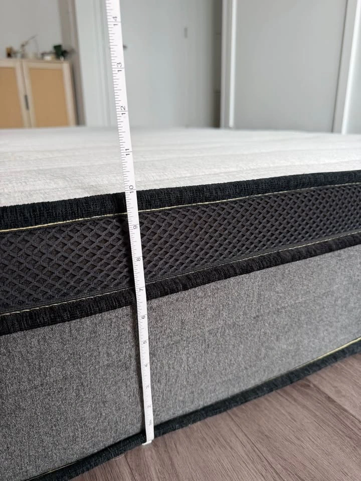 Queen Size Mattress (10”) – $200 ($100 Today/Tomorrow) - photo 4