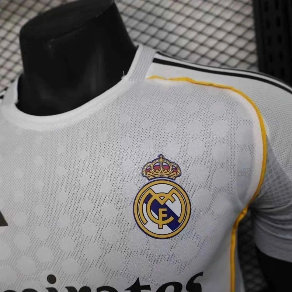 Real Madrid 25/26 Home Jersey - photo 3