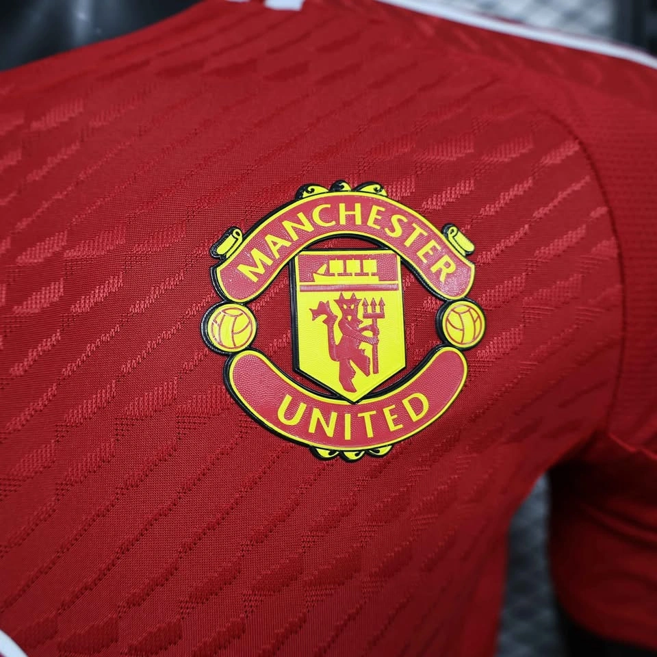 Manchester United 24/25 Season Jersey - photo 3