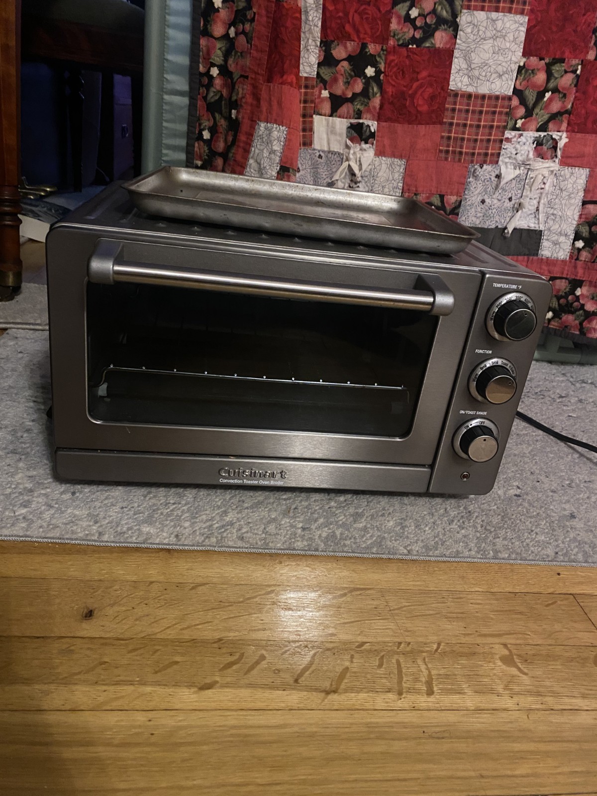 Cuisinart Convection Toaster Oven Broiler - Used. Great conditio