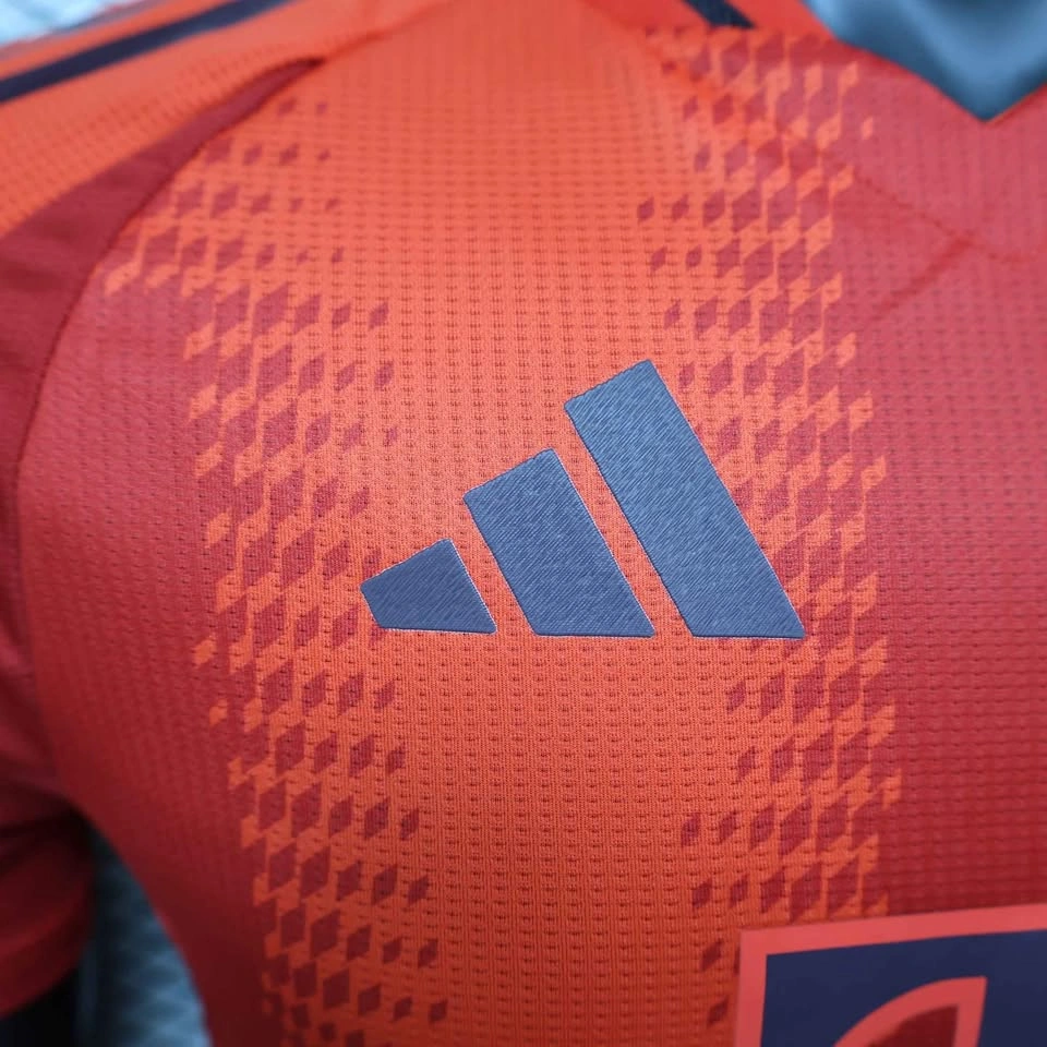 Bayern Munich 24/25 Season Jersey - photo 4