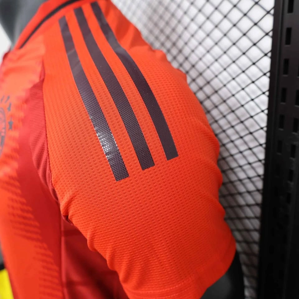 Bayern Munich 24/25 Season Jersey - photo 5