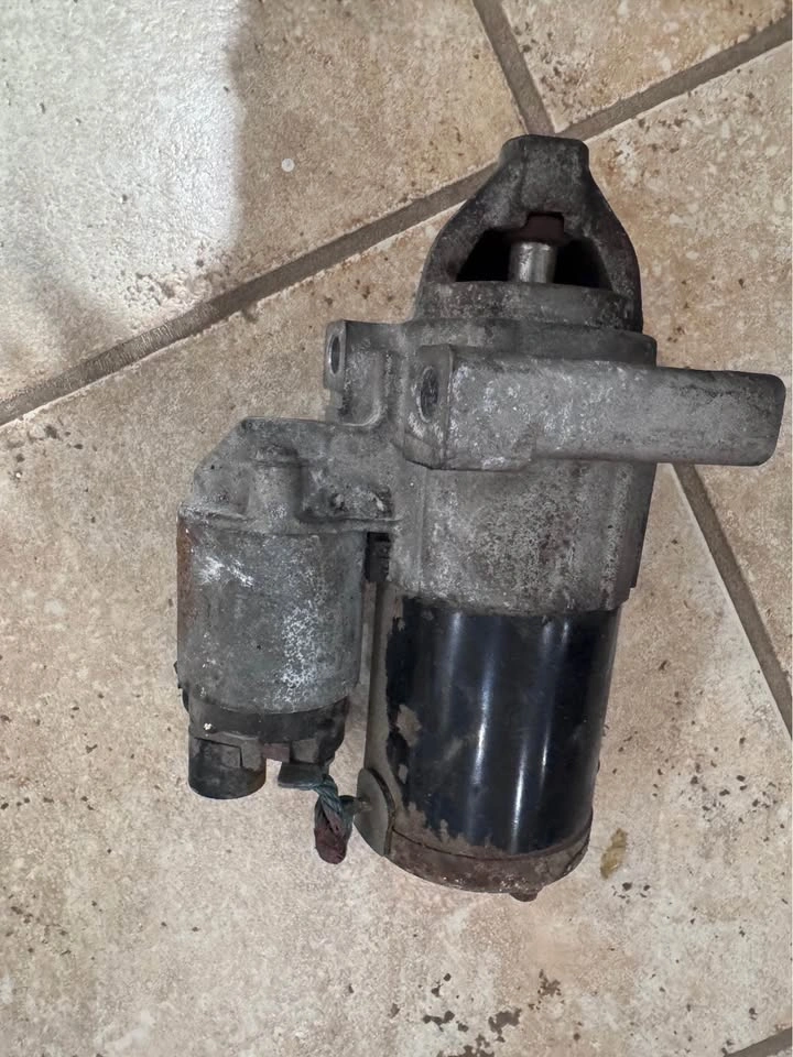 2018 GMC Sierra Denali Starter OEM - photo 2