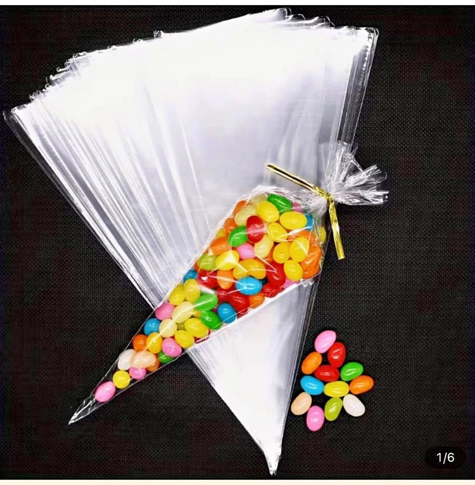100pc Cone Shaped Treat Bag Pack
