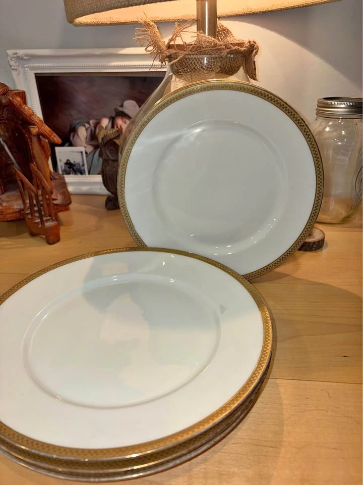 Royal Bayreuth Bavaria Gold Rim Plates (Set)