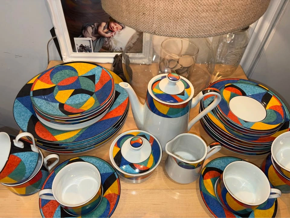 Vintage 90s Geometric Dinnerware Set – Retro Teapot Set - photo 2