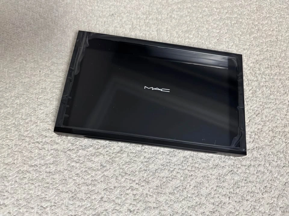 MAC Pro Palette Large/Single Empty Makeup Palette - photo 3