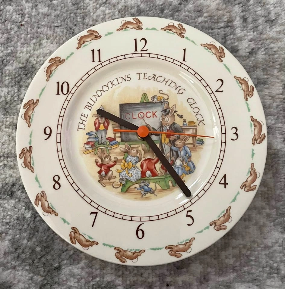 Vintage Royal Doulton Bunnykins Teaching Clock 1984