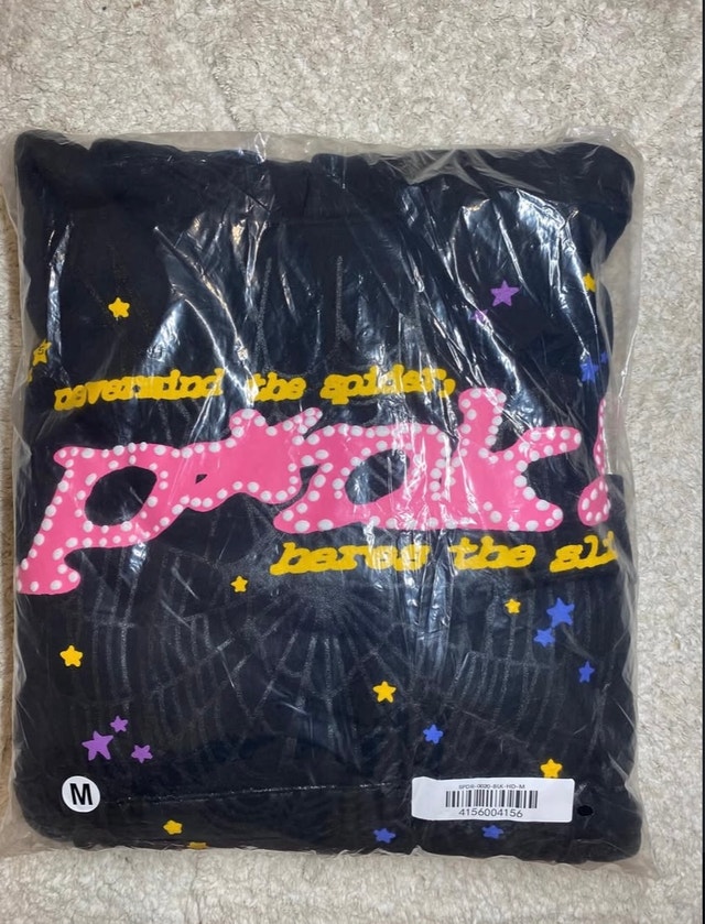 P*nk v2 black sp5der hoodie