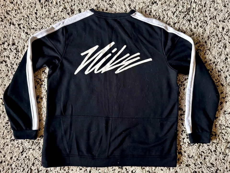 Nike Sweatshirt like new BLACK - photo 2