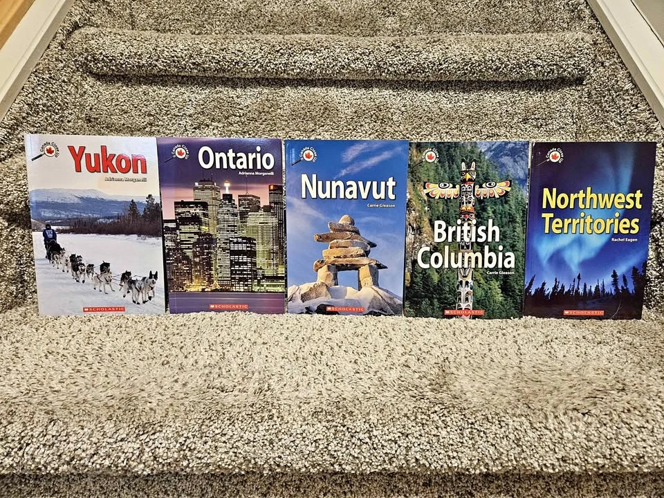 Canada Close Up: provincial books