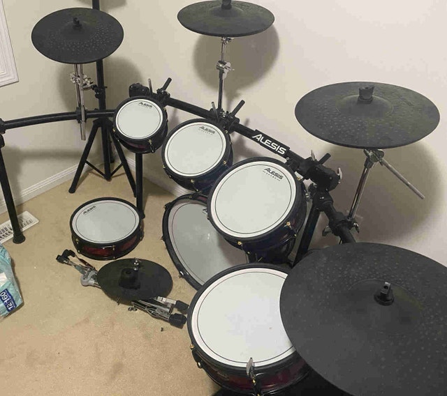 Alesis Strike Pro SE Electronic Drumset