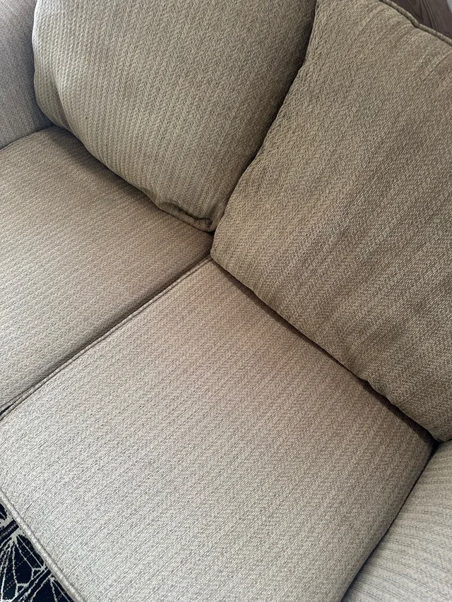 Skye Loveseat & Oversized Chair Set image indicator(4)