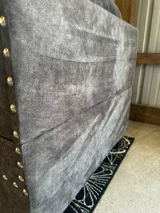 Delivery Available Amazon Grey Sectional image indicator(5)