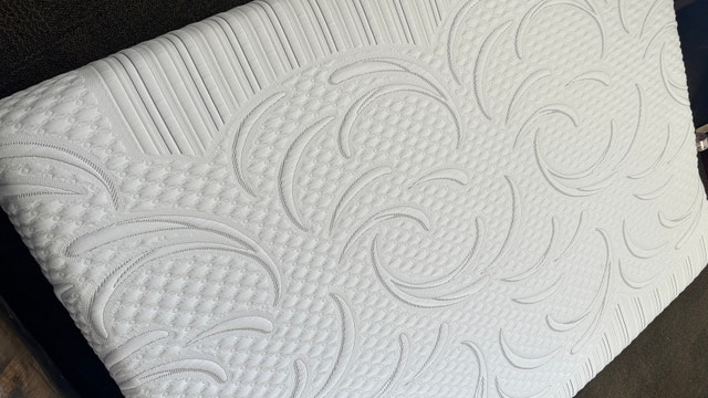 I Comfort Visonary EFX Queen Foam Mattress - photo 3