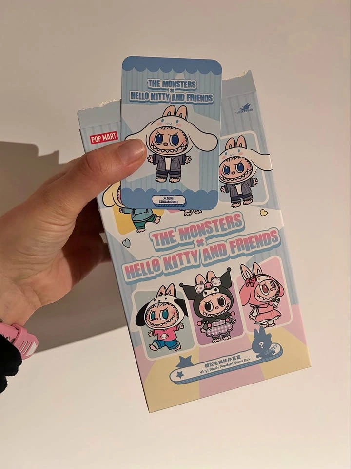 Popmart Labubu x Sanrio Cinnamoroll