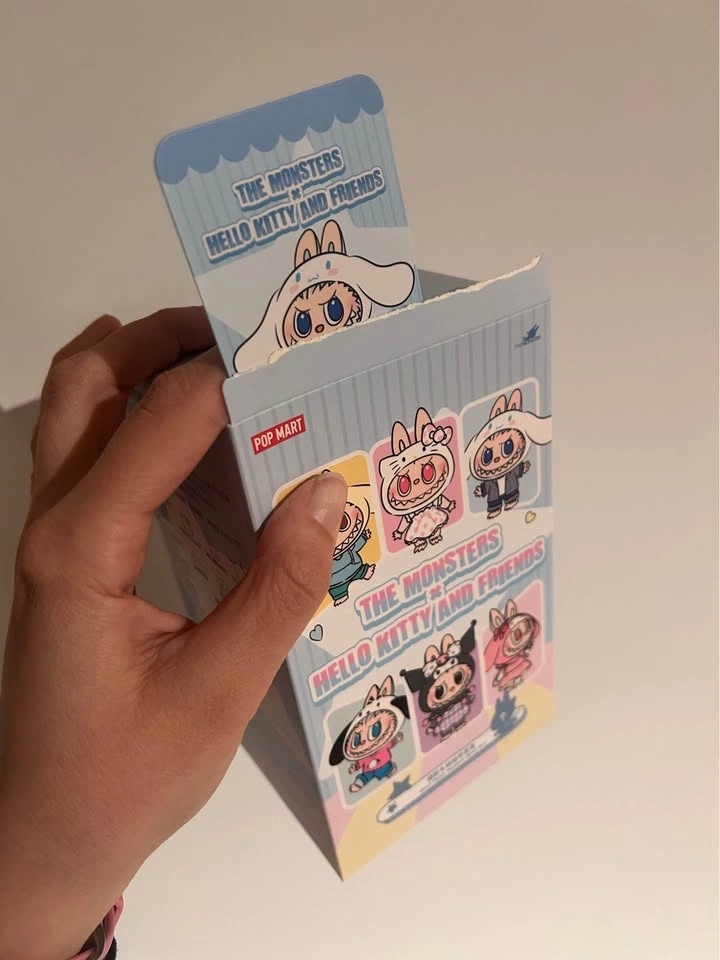 Popmart Labubu x Sanrio Cinnamoroll - photo 2