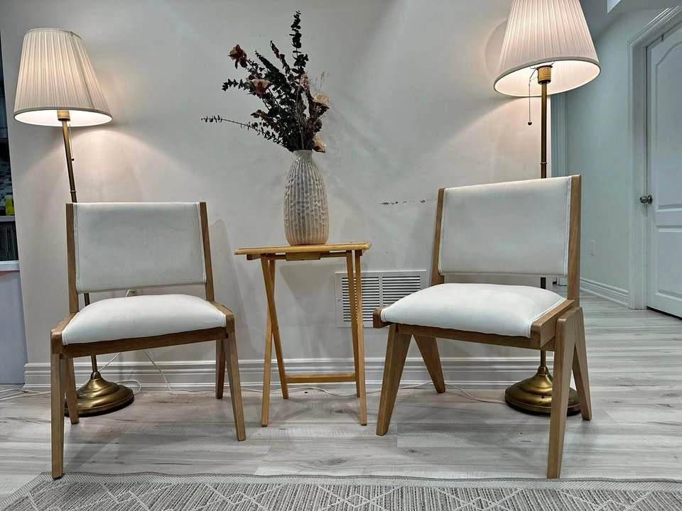 Pair of Modern Wood Chairs White Cushions