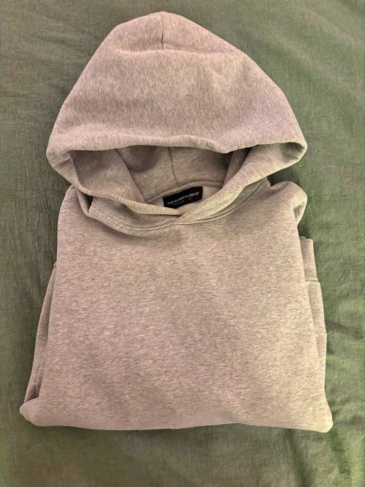ARITZIA TNA Super Fleece Boyfriend Fit Hoodie