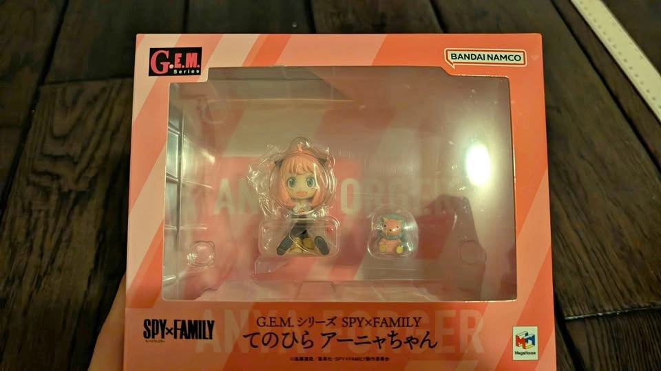 G.E.M. Series Anya Forger SPY x FAMILY Fit in Hand Figure by Meg