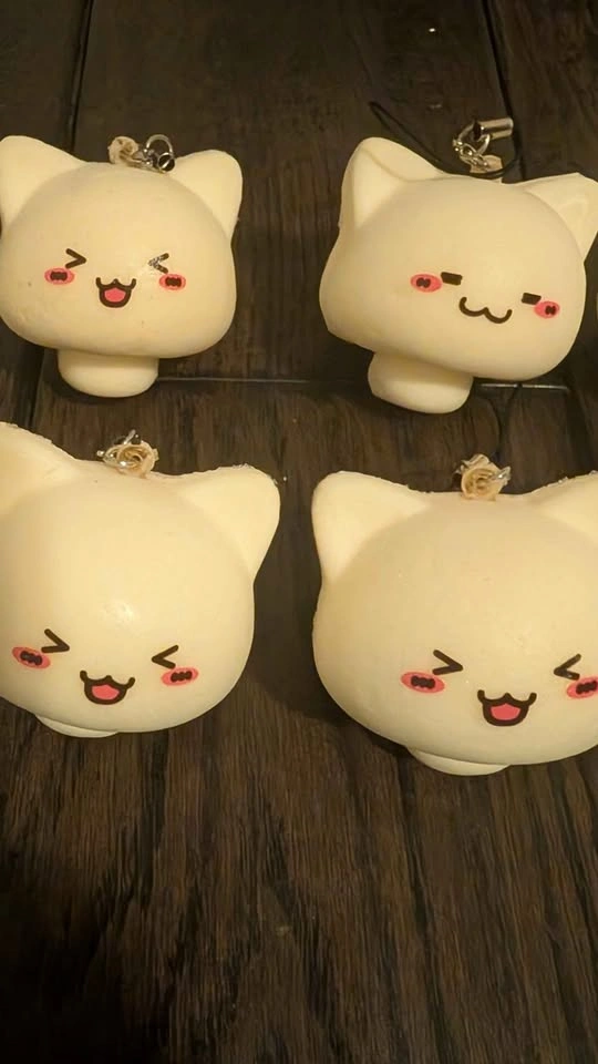 Squishy Mushroom Cat Cellphone Charm - photo 5
