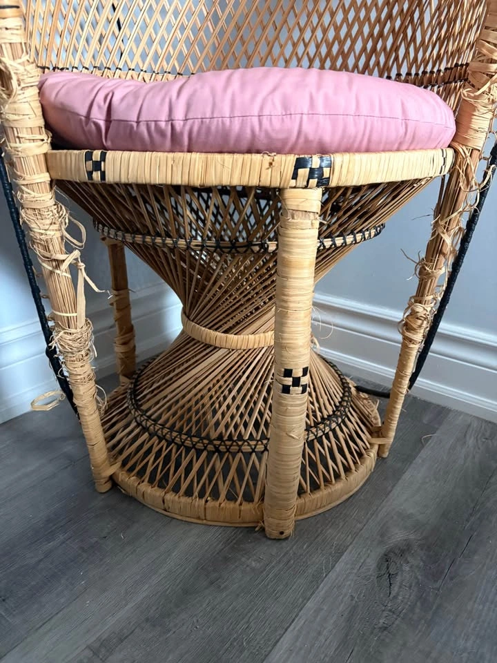 Peacock Chair - photo 4
