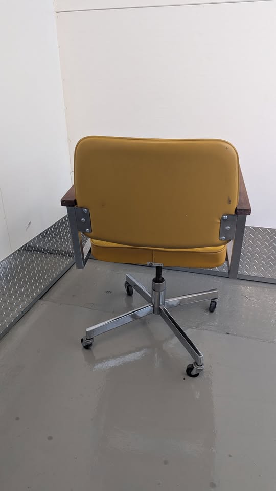 Vintage midcentury Nightingale yellow office chair - photo 3