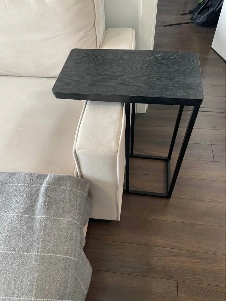 Two side tables - photo 3