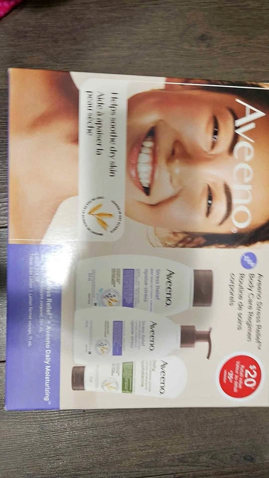 Aveeno gift set