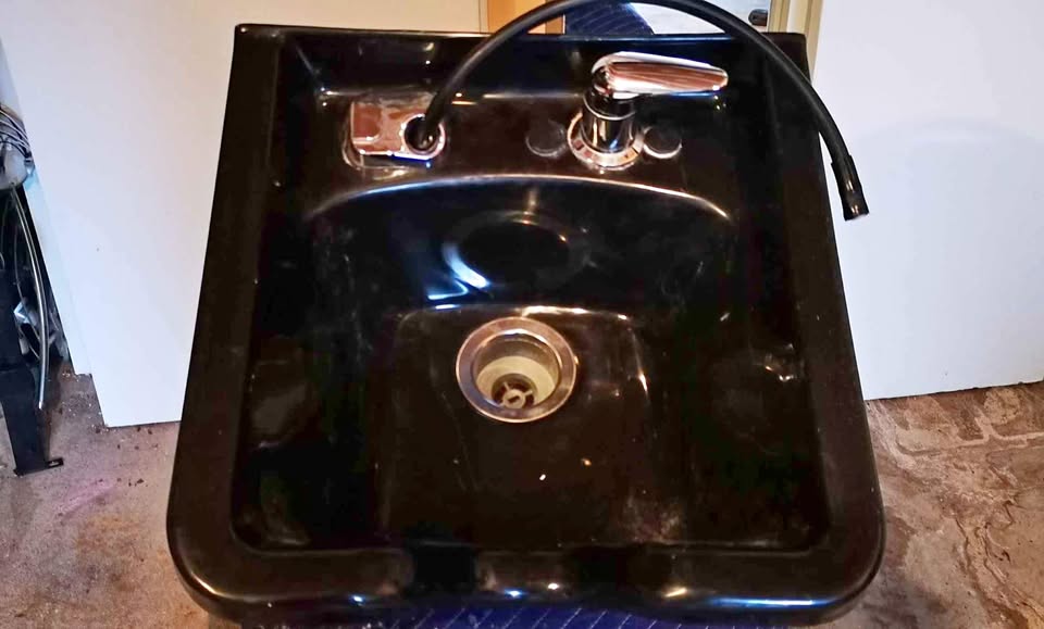 Hairdresser Sink With Cabinet
