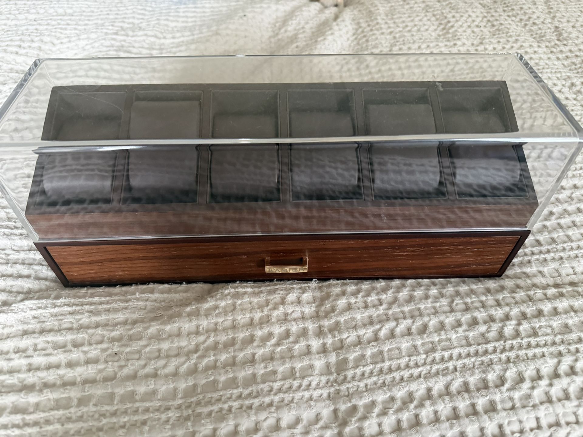 6 Slot Wooden Watch Box - photo 2