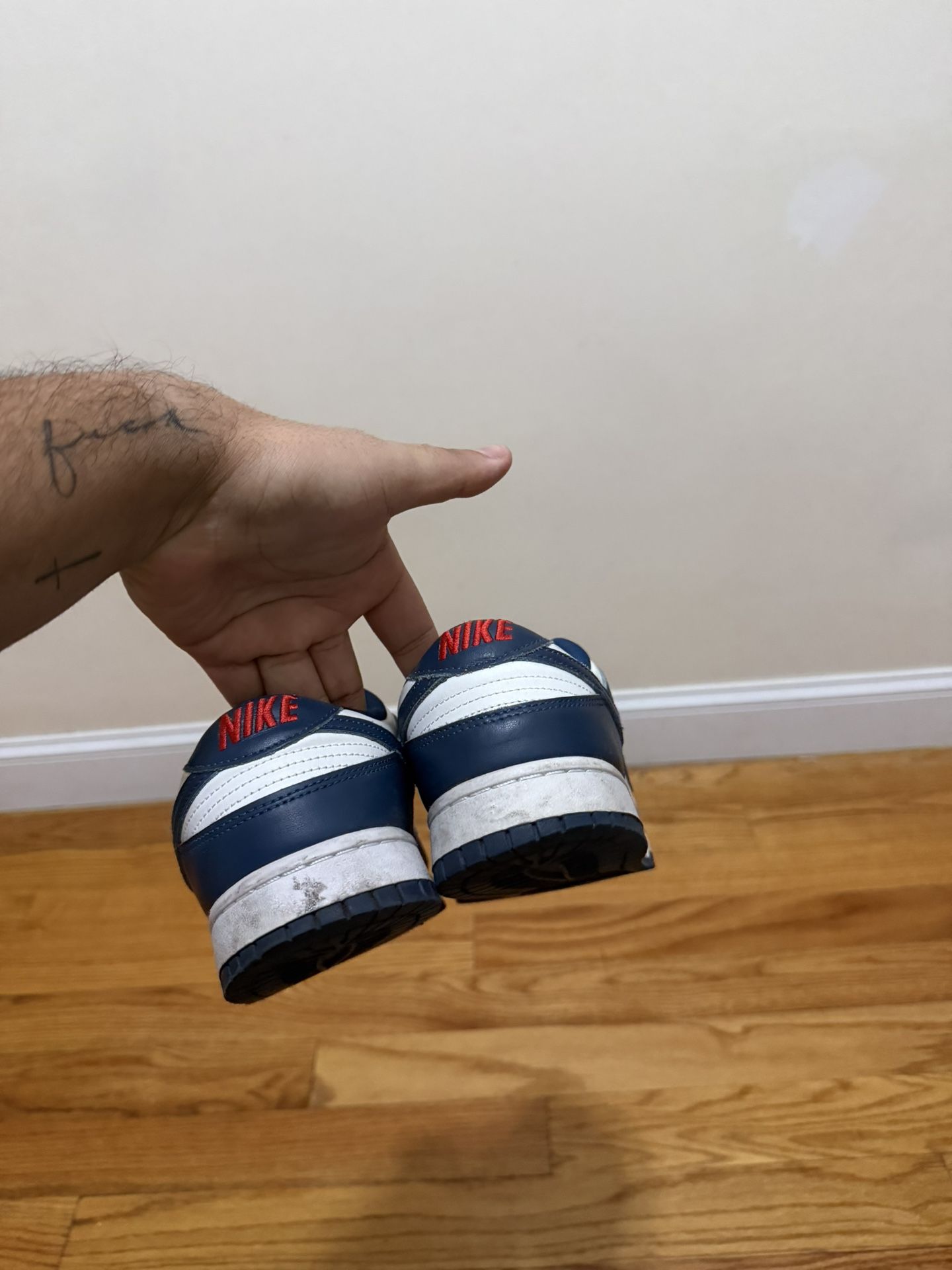 Nike Low Tops - photo 4