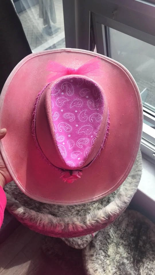 Unique Handmade Barbie-Inspired Cowboy Hats - photo 5