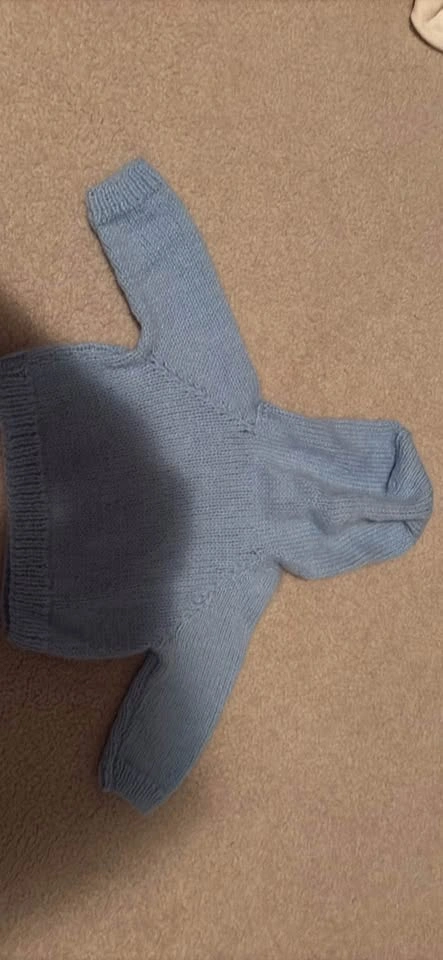 Knit Baby Sweater (0-6 months) - photo 2
