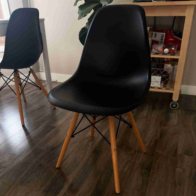 Set of Dining Chairs (6)