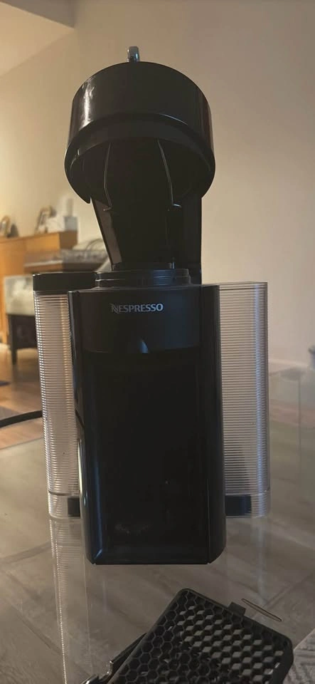 Nespresso Vertuo Coffee Machine - photo 4