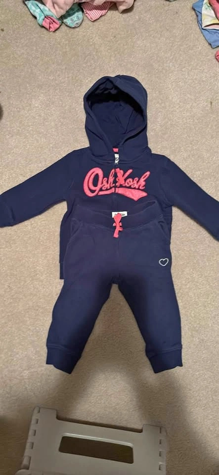 Osh Kosh Navy Hoodie and Sweatpants Set Size 18 months
