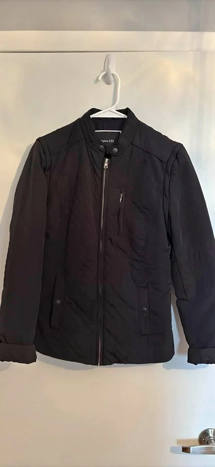 RW&CO Women's Black Quilted Bomber Jacket With Detachable Arms (