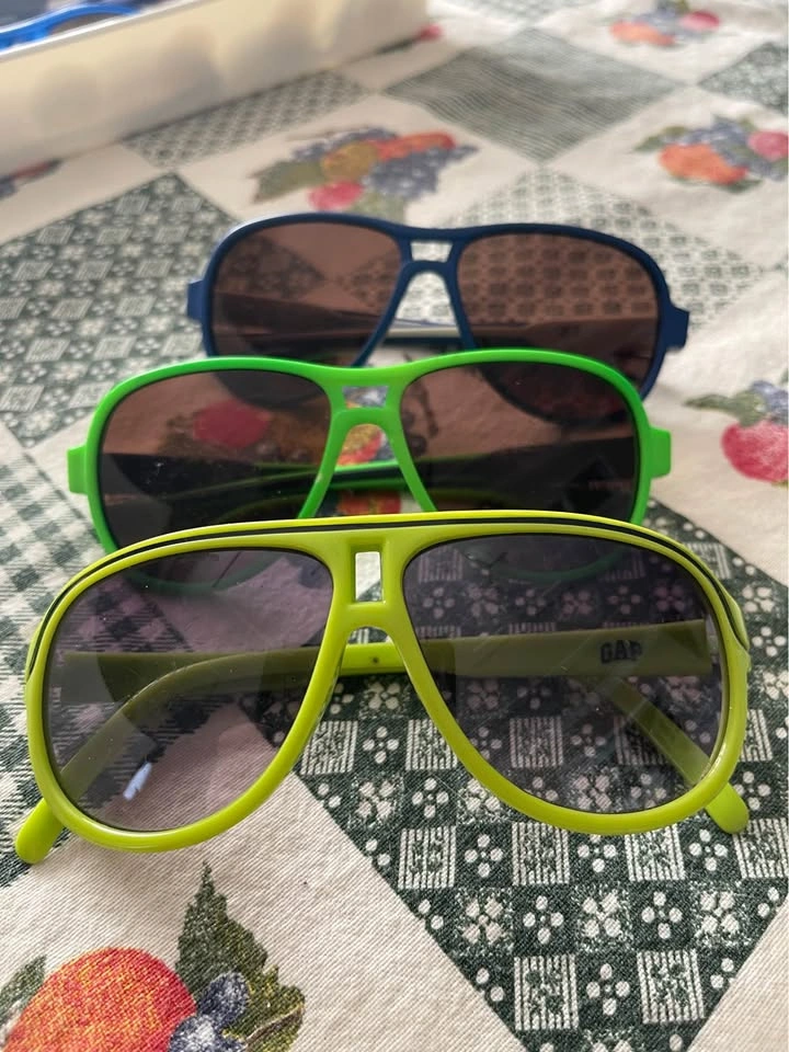 Kids Aviator Style Sunglasses - photo 2