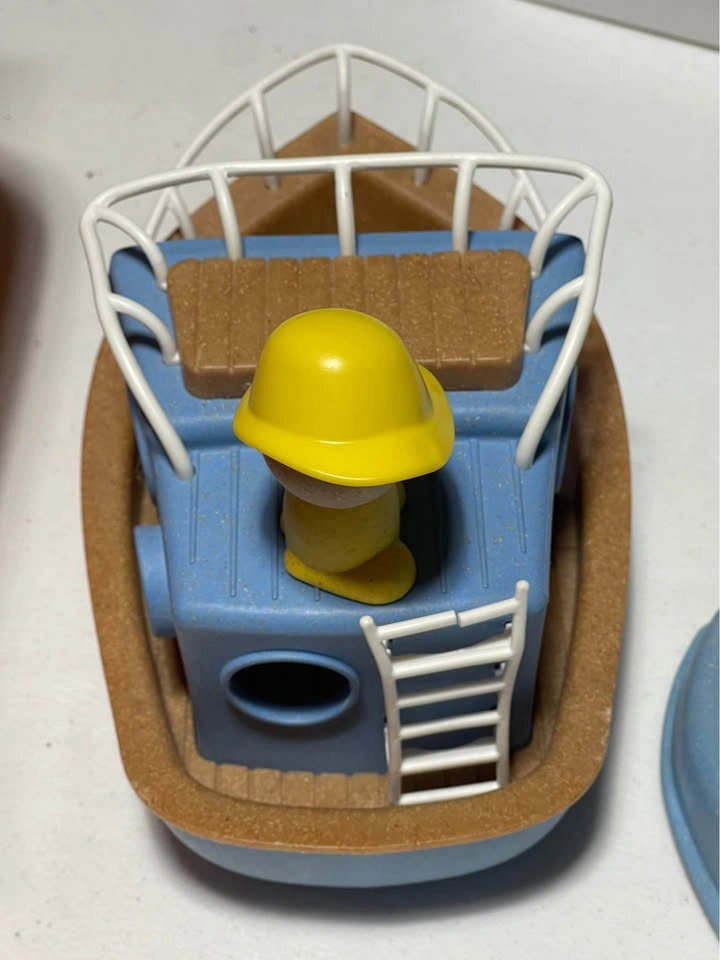 Water play boat and skipper - photo 2