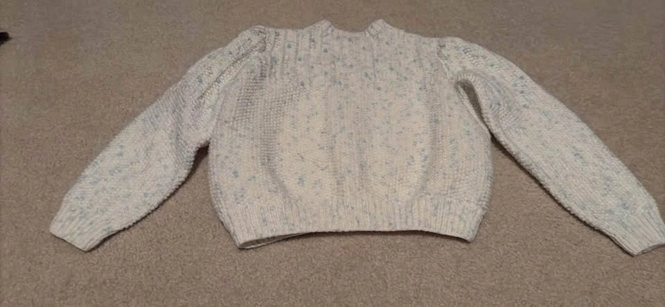 Knit Cardigan child size 4/5 - photo 2