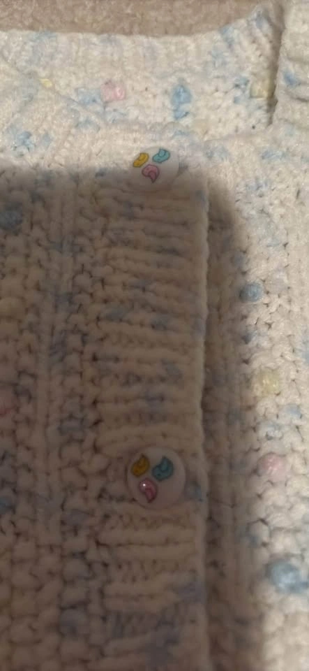 Knit Cardigan child size 4/5 - photo 3