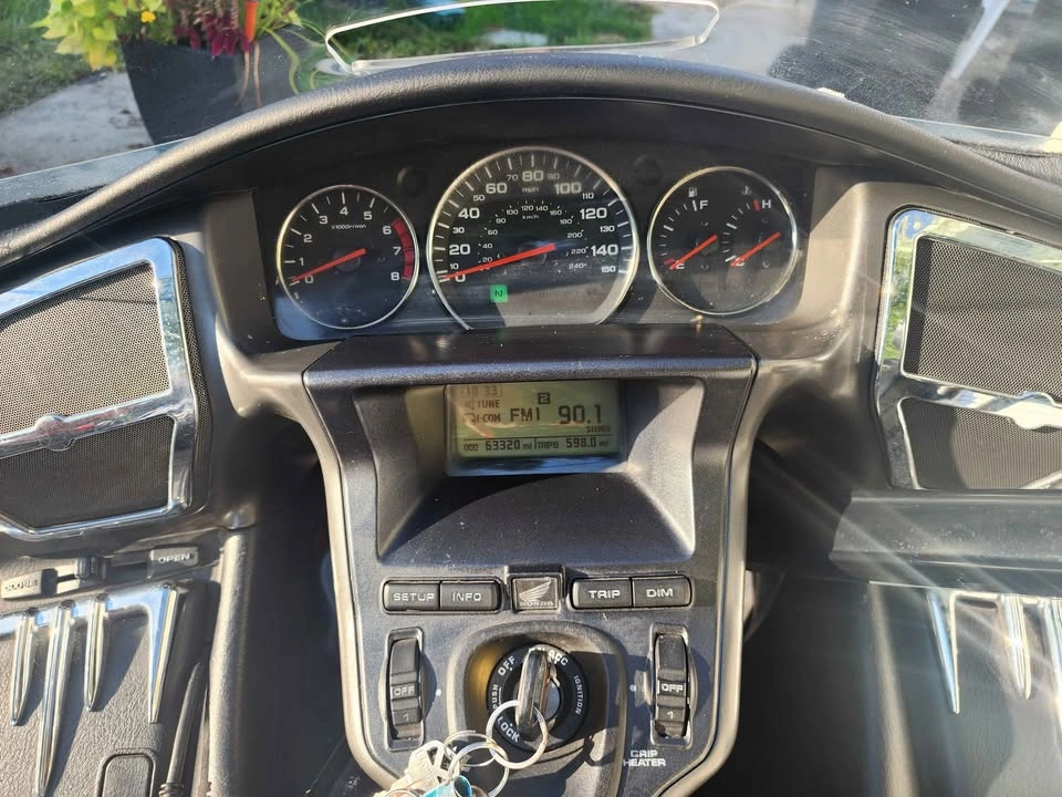 2010 Honda Goldwing - photo 5