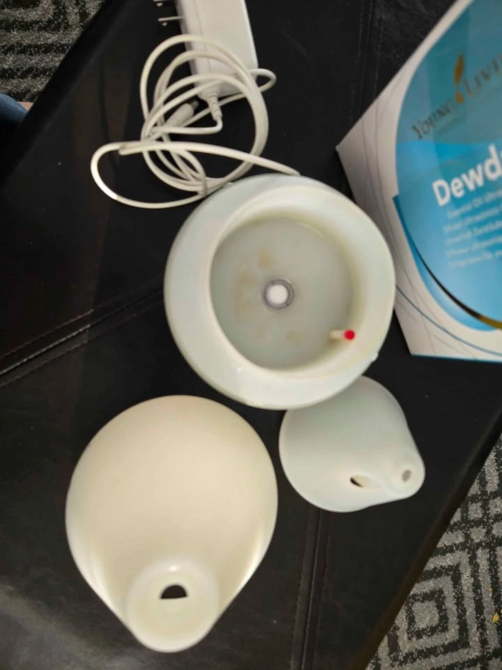 Young Living Dewdrop Essential Oil Diffuser - photo 2