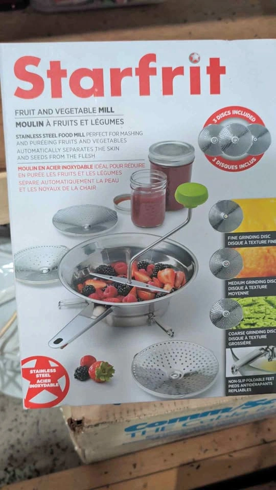 Starfrit Fruit and Vegetable Mill