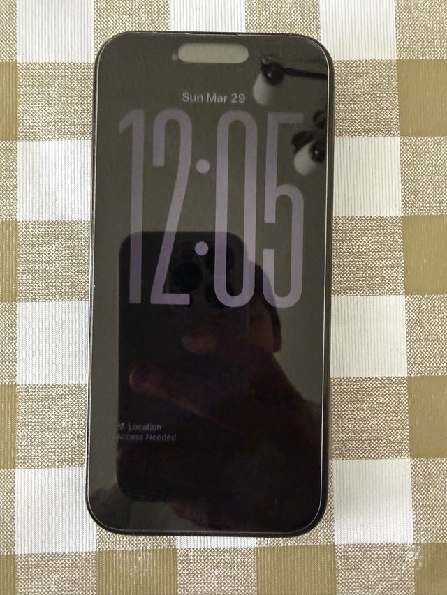 iPhone 15 Pro 128GB Unlocked - photo 3