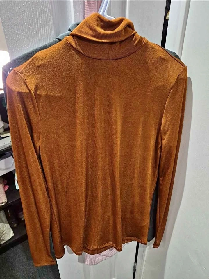 Flowy Turtleneck Tops - Size M
