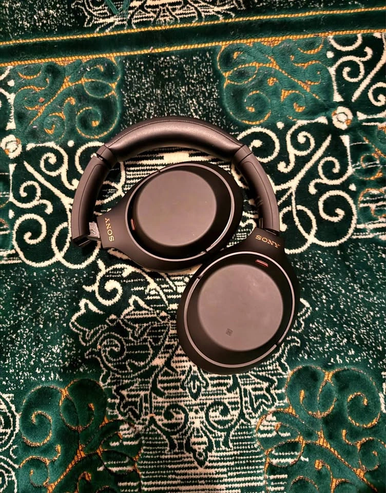 Sony WH-1000XM4 Headphones