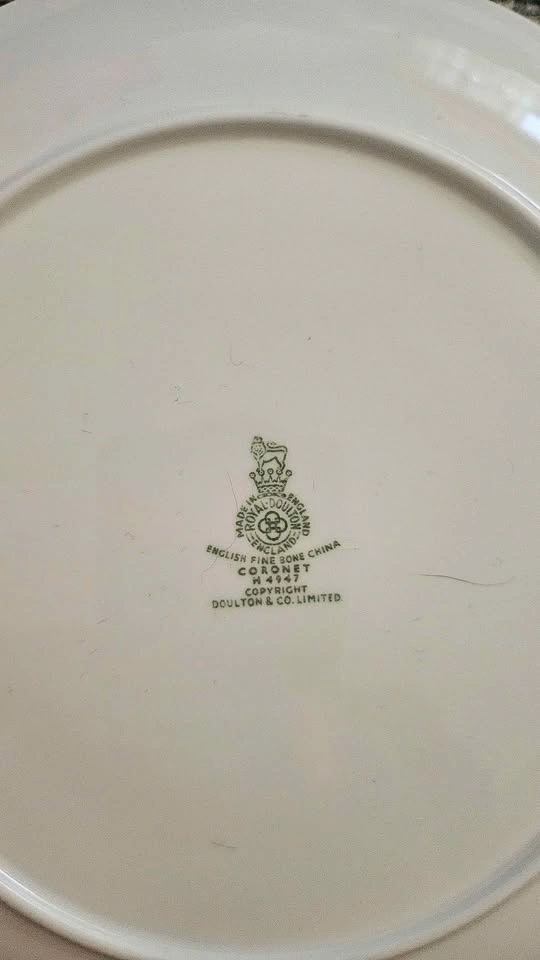 Royal Doulton FULL China Set 50 Pieces - photo 5